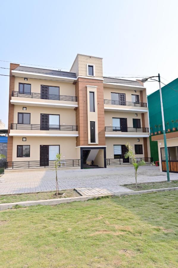 Ideal Home Stay Amritsar Exteriör bild