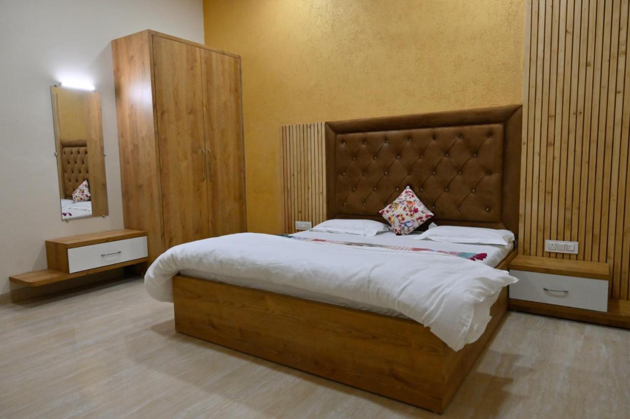 Ideal Home Stay Amritsar Exteriör bild