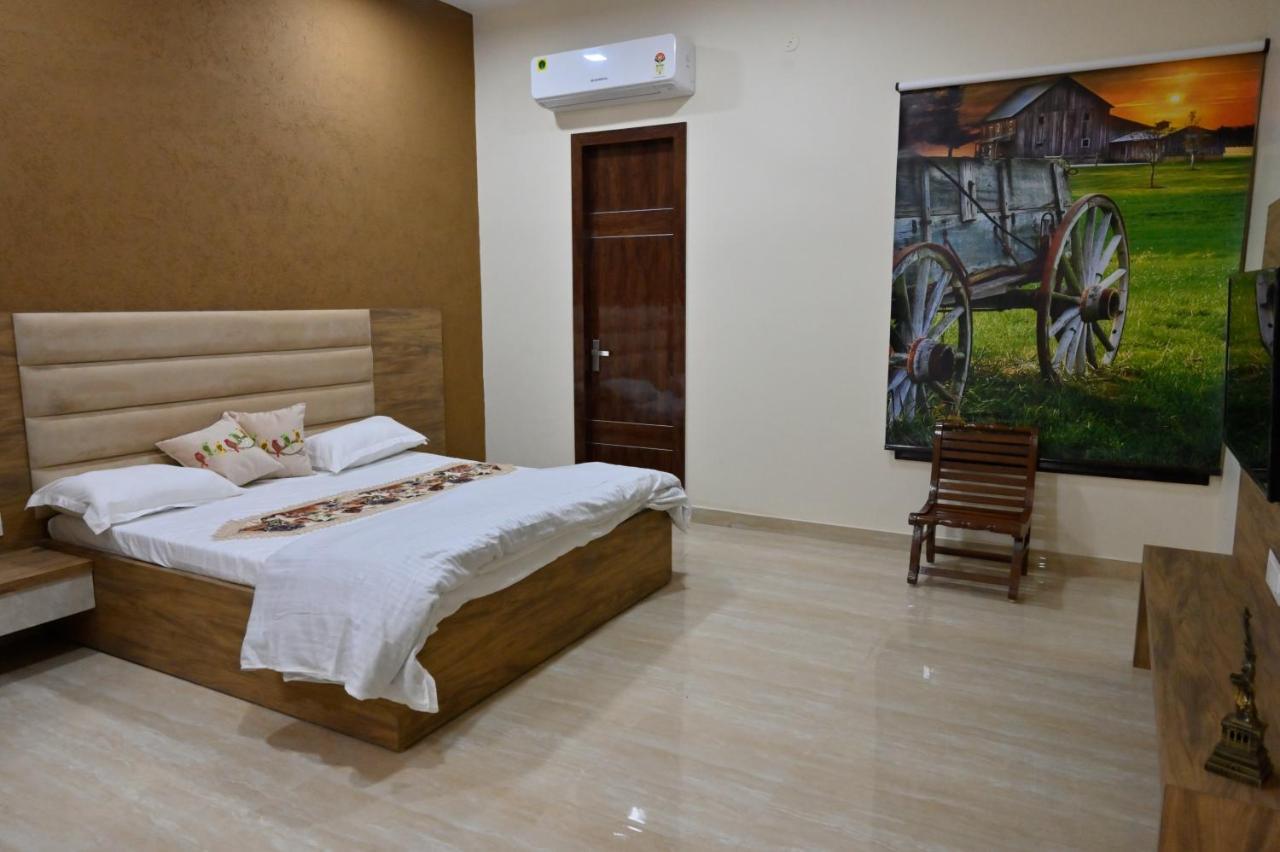 Ideal Home Stay Amritsar Exteriör bild